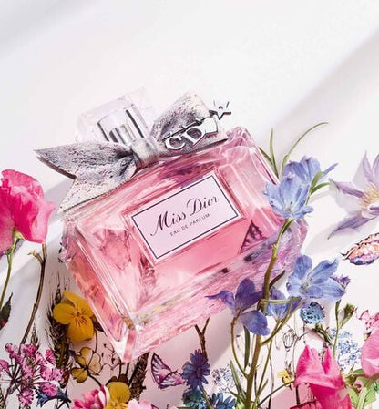 MISS DIOR EAU DE PARFUM Eau de parfum - floral and fresh notes