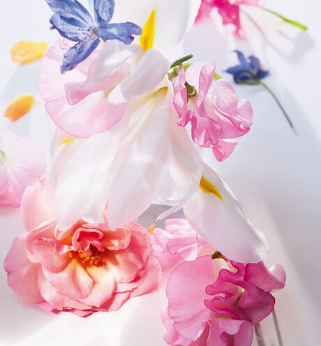 MISS DIOR EAU DE PARFUM Eau de parfum - floral and fresh notes